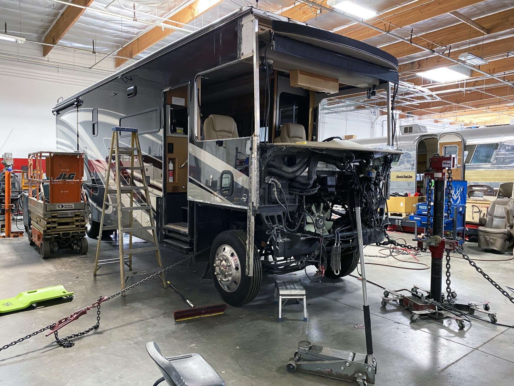 Chassis anchored to a frame rack with measuring targets